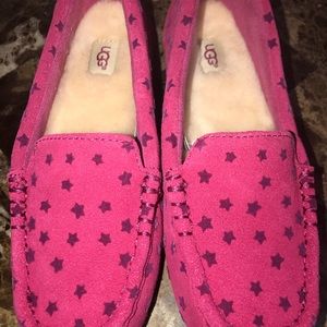 Brand new girl’s ugg slippers